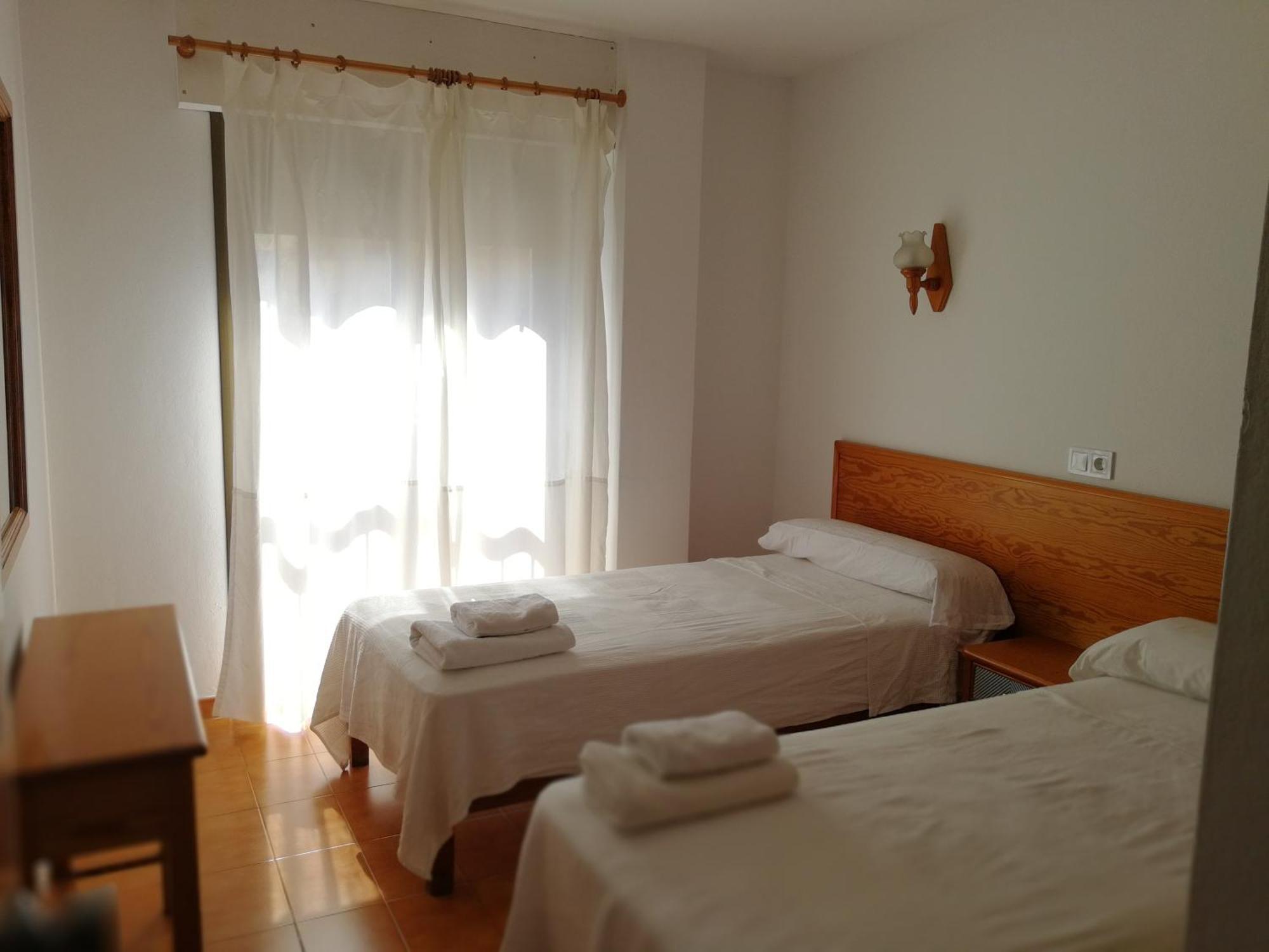 Apartamentos Es Canto (Adults Only) Плайя Ден Босса Номер фото
