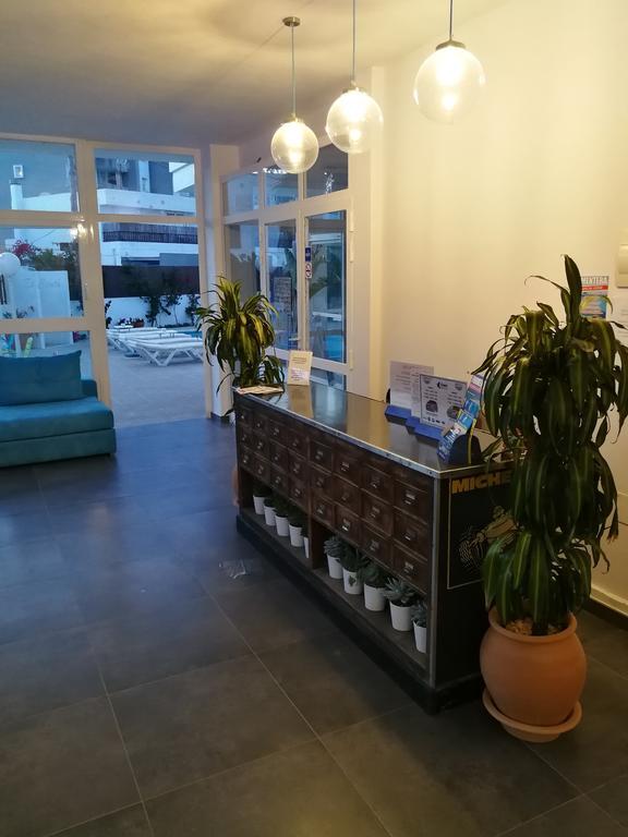 Apartamentos Es Canto (Adults Only) Плайя Ден Босса Экстерьер фото